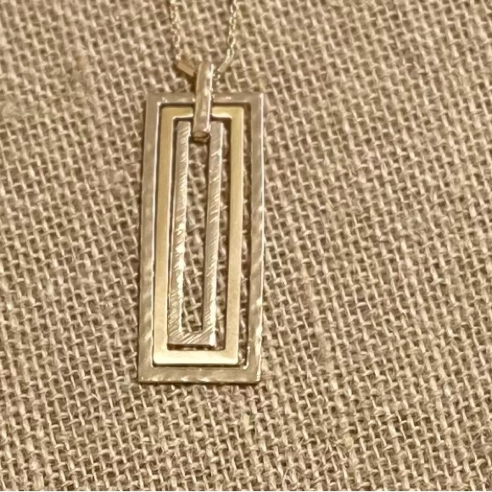 🎉❤️ Madison Gold Bar Long Necklace